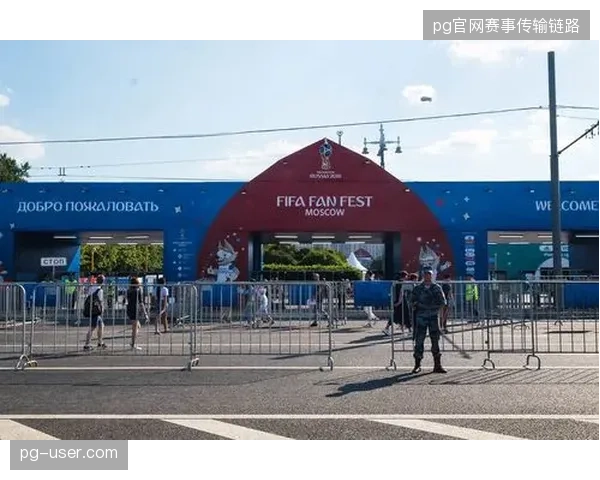 世界杯官方支付系统如何打破物理围栏，将场馆内流量直接导向城市核心商业圈